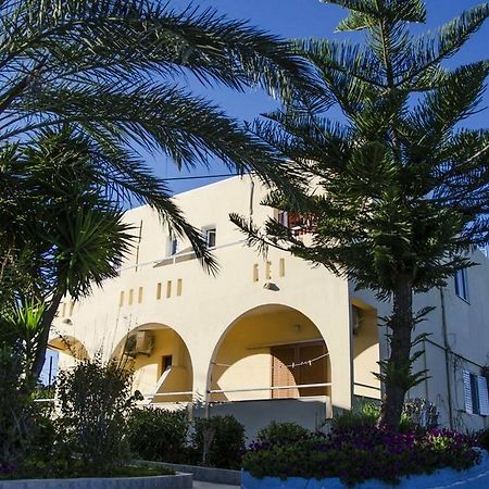 Yiannis The Beekeeper Apartments เคฟาลอส ภายนอก รูปภาพ
